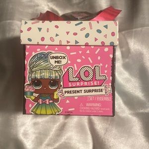 LOL present surprise doll